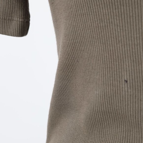 2x1 Mockneck in OLIVE - Picture 4 of 4